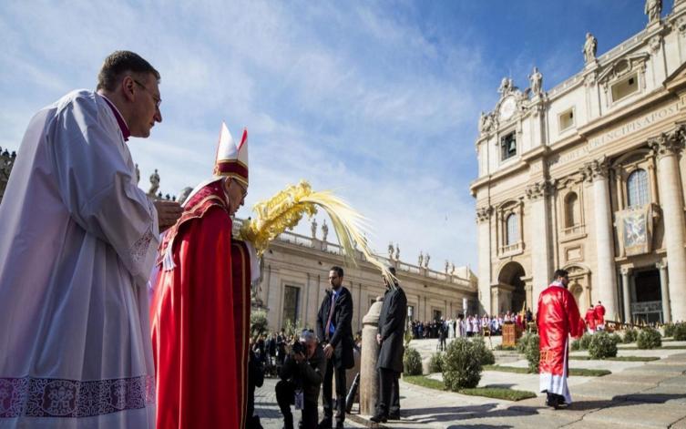 El Papa pidió a los jóvenes “no quedarse callados” 