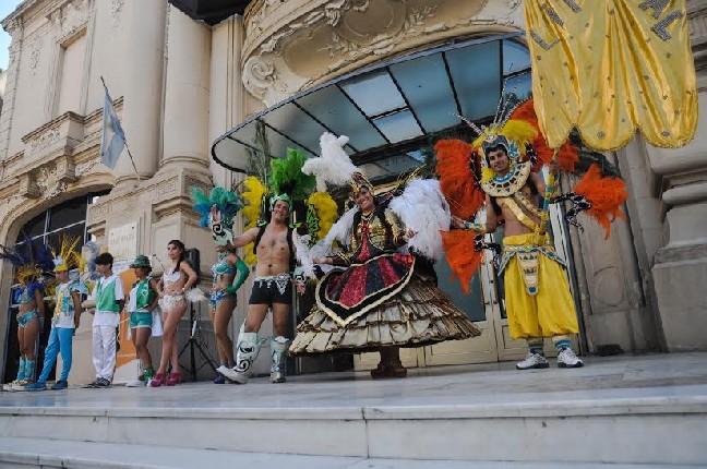 Los carnavales entre todos se viven a pleno en Santa Fe