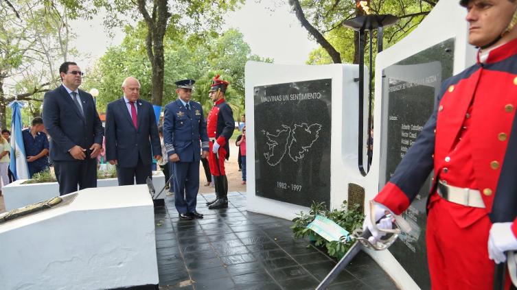 Lifschitz pidió recuperar Malvinas por el diálogo