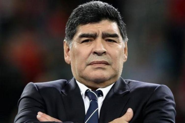 Maradona pidió que CFK vuelva a gobernar la Argentina