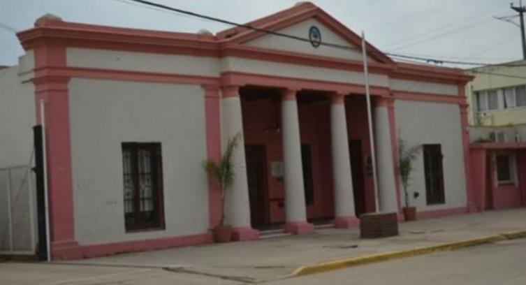 Timbúes pagó un aumento salarial del 20 % a municipales