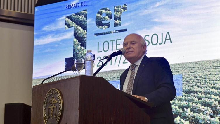 Lifschitz participó del primer remate de lote de soja