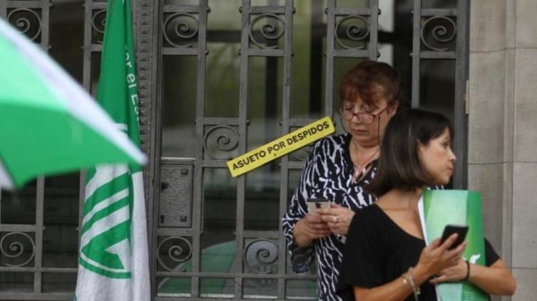 Echan a 330 empleados en el Ministerio de Agroindustria