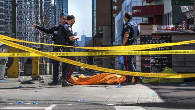 Atropello en Toronto dejó al menos diez muertos
