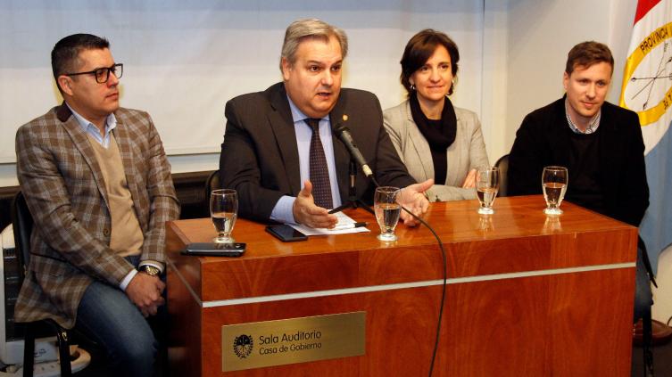 La provincia lanzó un plan de prevención del consumo de drogas y alcohol 