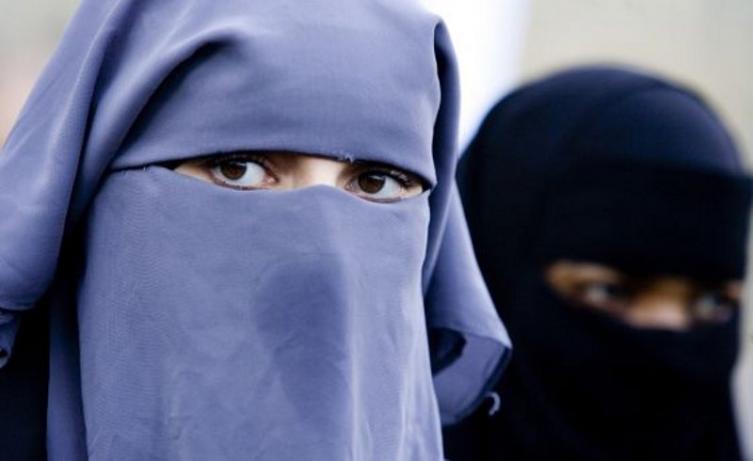 Holanda prohíbe el uso del nicab y del burka 