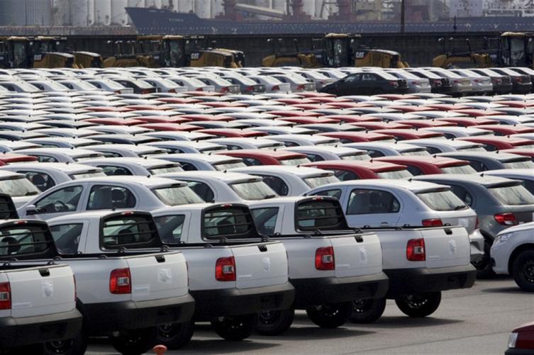 El Gobierno quiere cerrar todos los registros del automotor