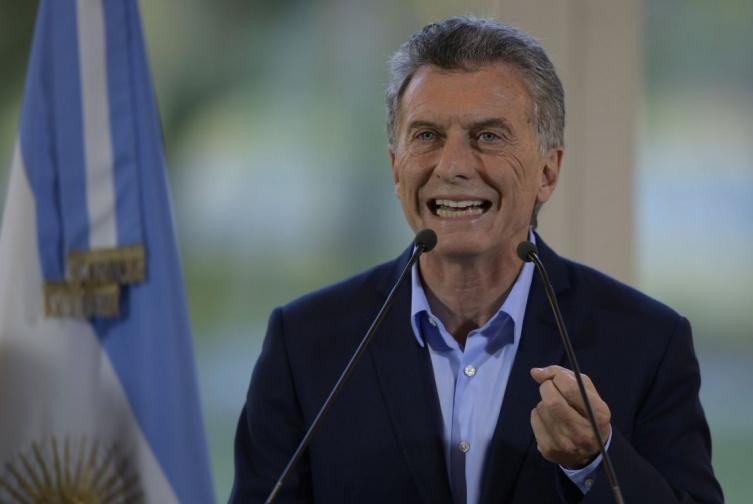 Macri pidió “caminar” para buscar mejores precios