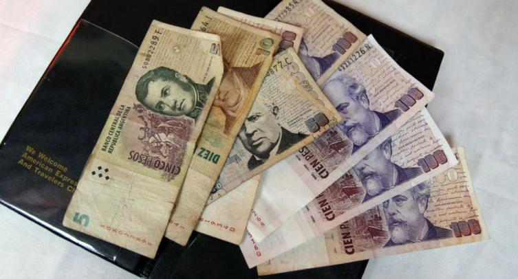 Los salarios perdieron casi 4 puntos frente a la inflación