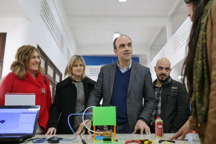 Corral presentó el Encuentro de Polos y Clusters TIC