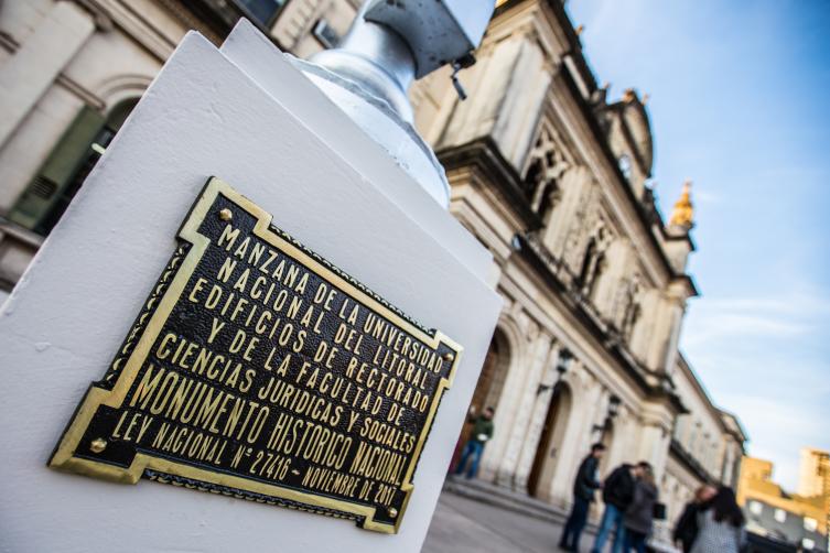 Reconocimiento a la Manzana Histórica de la UNL