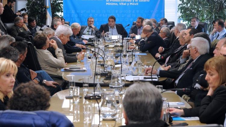 Salarios mínimos: de $10 mil a $12.500 para junio de 2019