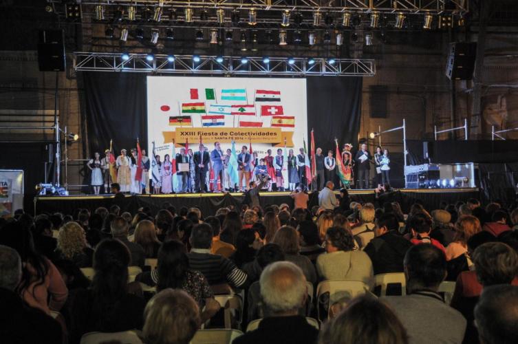 Las Colectividades celebran su Fiesta número 25 en Santa Fe 
