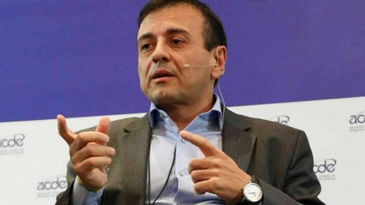 Para Quintana, “es una mejora la caída del salario” 