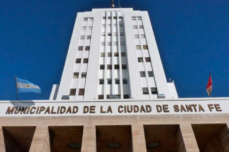 Santa Fe se “despapeliza” en busca de más eficiencia
