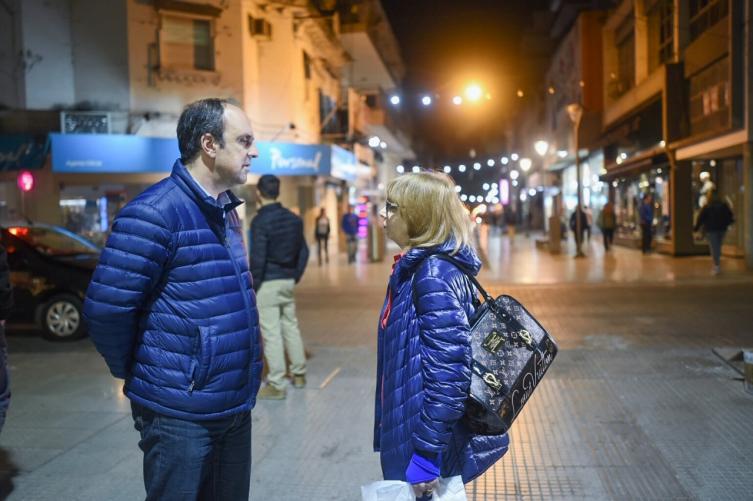 Peatonal santafesina, con nueva iluminación Led