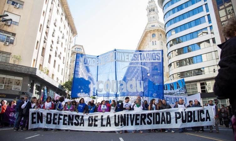Las universidades van por la quinta semana de paro