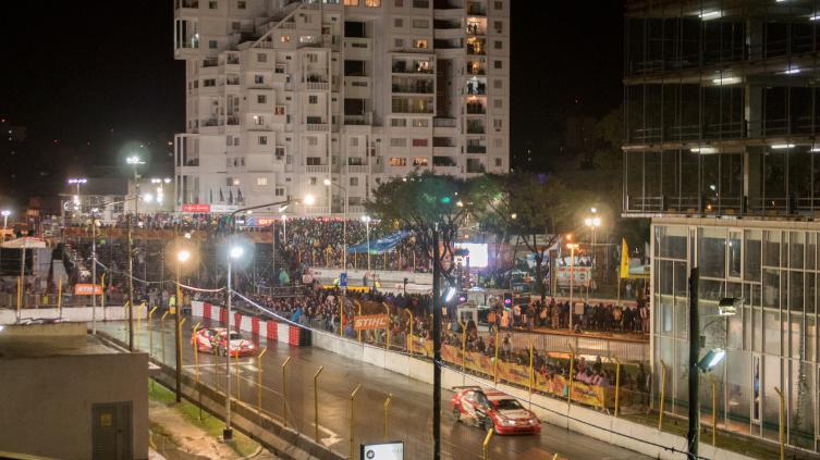 Lifschitz elogió al Callejero Nocturno de Santa Fe