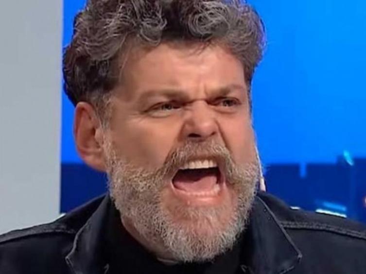 Cancelan otra obra de Alfredo Casero