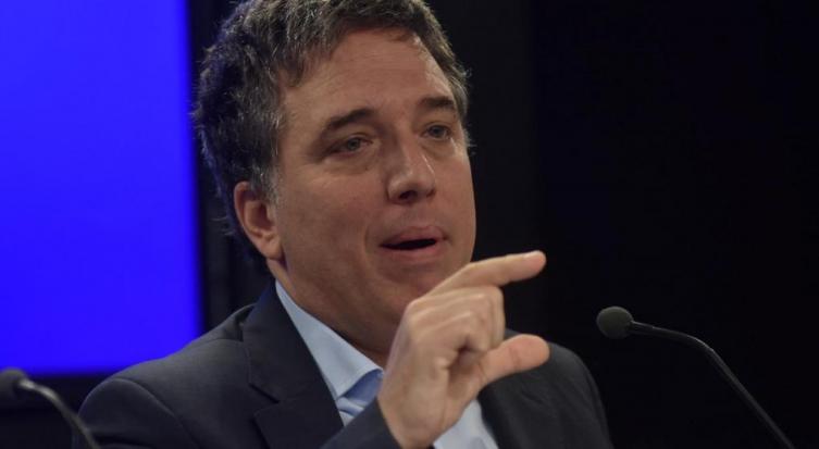  Dujovne: “Los salarios van a perder contra la inflación” 